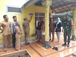 Ini Tujuan Pemdes Talang kering Pasang Stiker Bansos