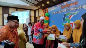 Bank Bengkulu Peduli: Santunan Anak Yatim dan Donor Darah Warnai HUT ke-54